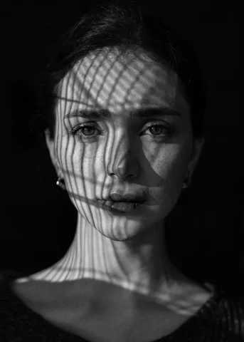 Samira Hesami – Tehran’s Intimate Female Portrait Photographer