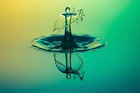 Free water dropping image, public domain photography CC0 photo.