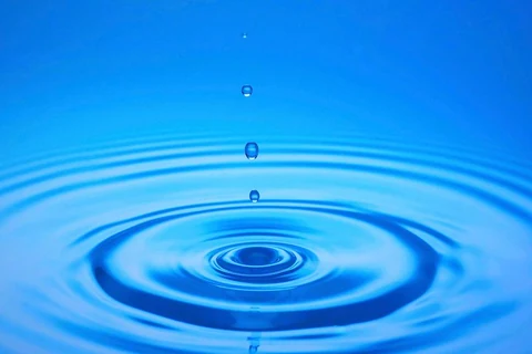 Waterdrop. Free public domain CC0 image.