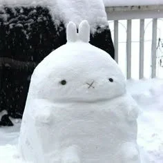 Round Snow Bunny