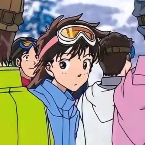 Detective Conan — Shinichi & Ran: Flower Crowns · Left