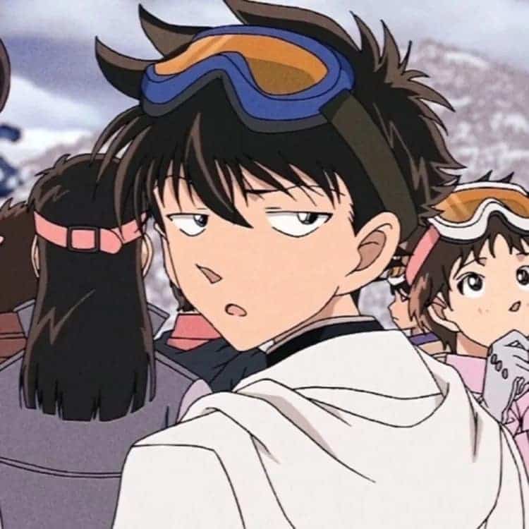 Detective Conan — Shinichi & Ran: Flower Crowns · Derecha