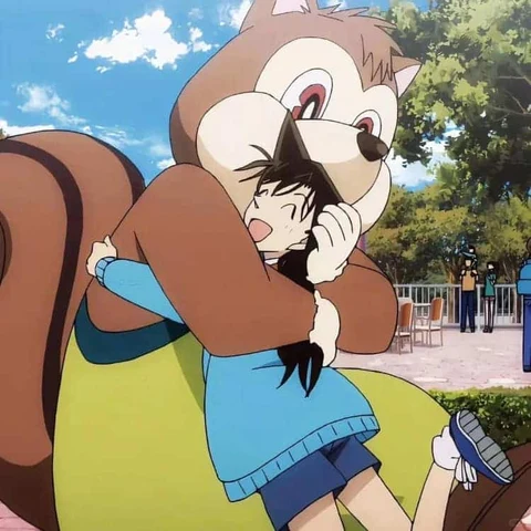 Detective Conan — Shinichi & Ran: Mascot Hugs · Izquierda