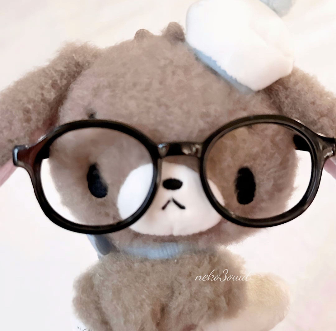 Pink and Brown Cat Plushies in Glasses — Matching Avatars · Right