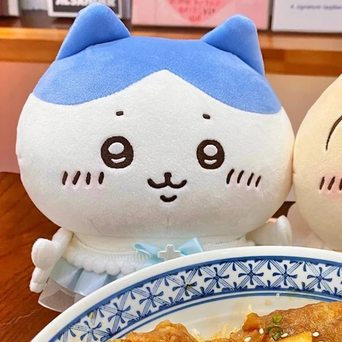 Chiikawa & Hachiware — Pretty Ceramic Plates · Derecha