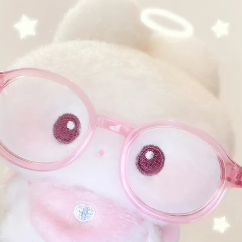 Angel Plushies with Blue and Pink Glasses — Matching Avatars · Derecha