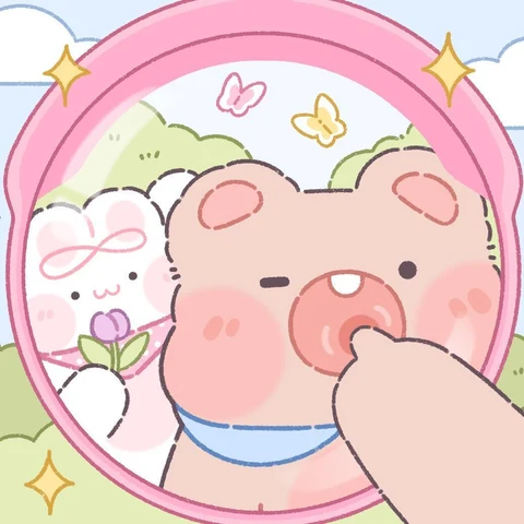 Bunny and Bear in Funny Curved Mirrors — Matching Avatars · Derecha