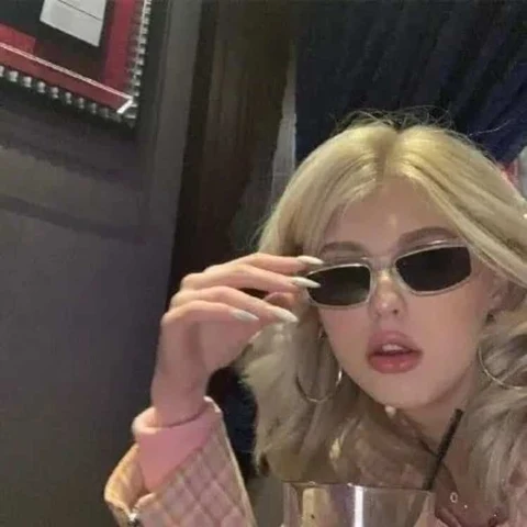 Blond Hair and Narrow Sunglasses · S289