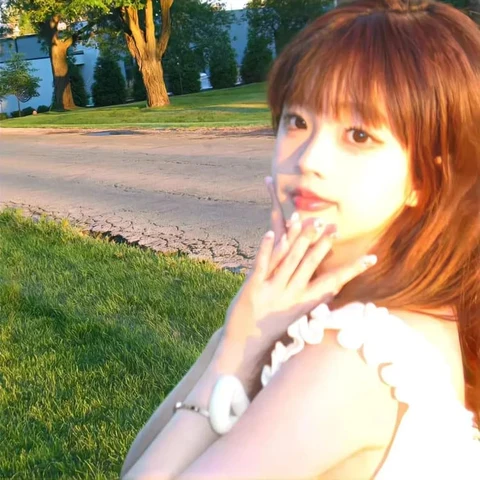 Evening Light on Grass · S290