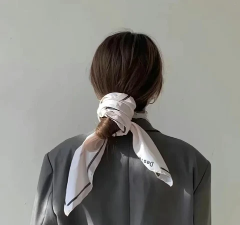 Scarf and Low Ponytail · S293